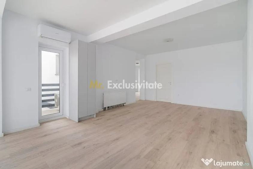 Apartament cu 5 camere semidecomandat în 1 Decembrie