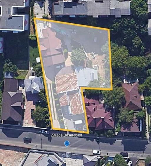 Casă cu 4 camere în Ultracentral
