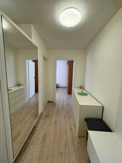 Garsonieră decomandată în Central