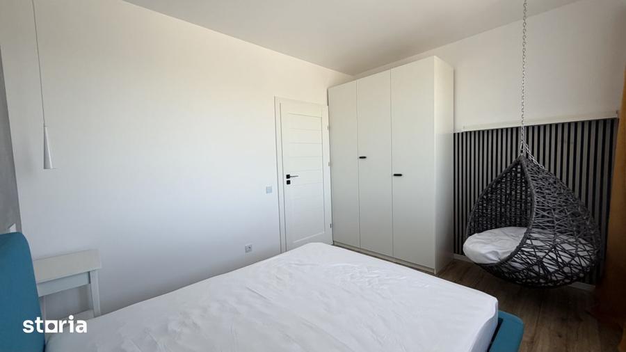 Apartament cu 3 camere, mobilat în Florești