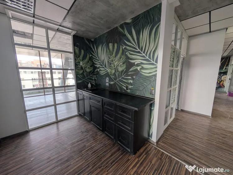 Spațiu comercial, de 140 mp, în Central