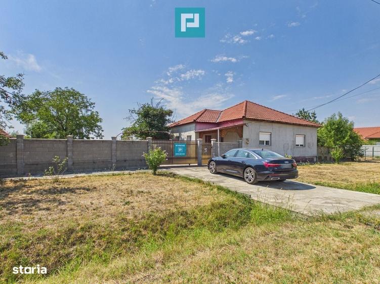 Casă cu 4 camere în Mocrea