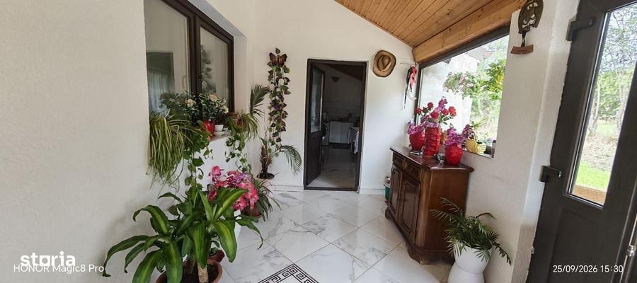 Casă cu 3 camere în Bogonos