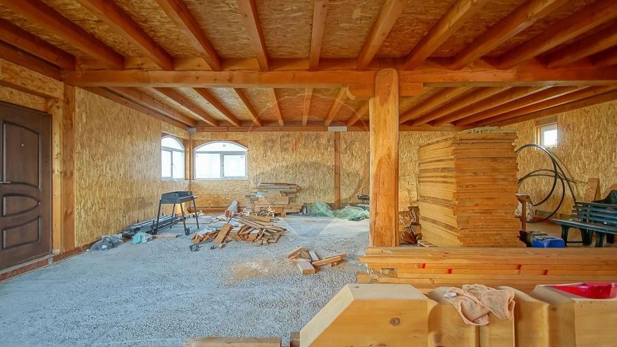 Casă individuală cu 5 camere cu Teren 700 Mp în Sânpetru
