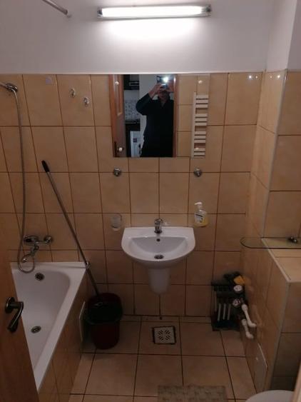 Garsonieră decomandată, mobilată în Frumoasa