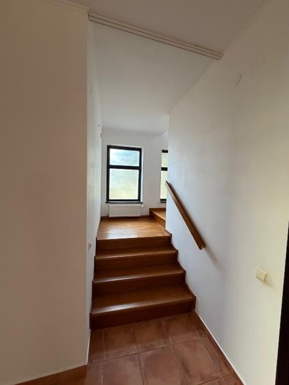 Duplex cu 4 camere cu Canalizare în Ștefăneștii Noi