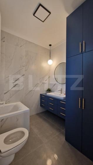 Apartament cu 3 camere decomandat, mobilat în Central