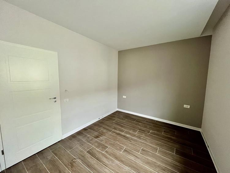 Duplex cu 3 camere cu Teren 430 Mp în Moșnița Nouă