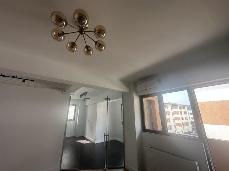 Apartament cu 2 camere decomandat în Central