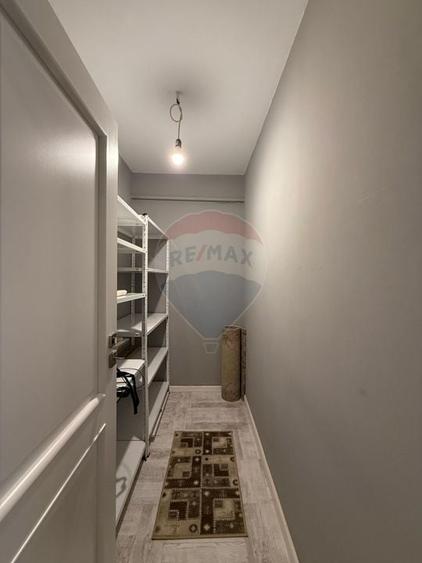 Apartament cu 2 camere semidecomandat, mobilat în Florești