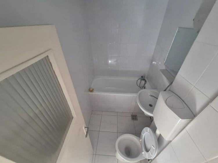 Apartament cu 2 camere decomandat în Milcov