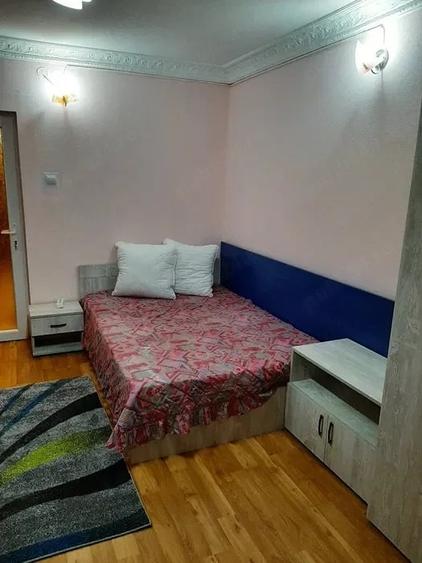 Garsonieră decomandată în Central