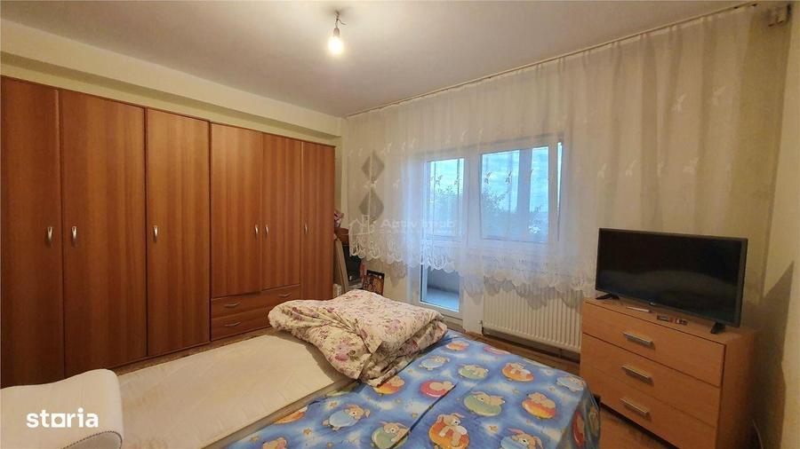 Apartament cu 3 camere decomandat în Obcini