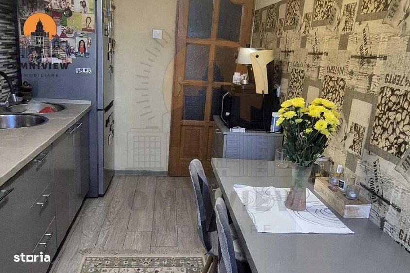 Apartament cu 2 camere decomandat, mobilat în Central