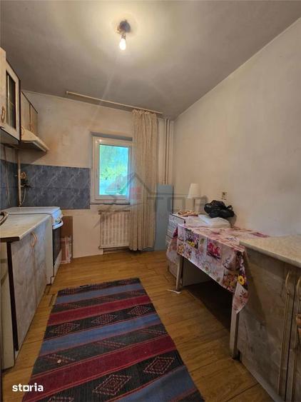 Apartament cu 3 camere decomandat în Dacia