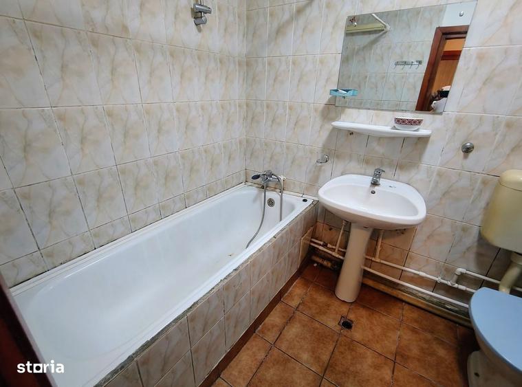 Garsonieră decomandată în Sebastian