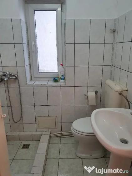 Apartament cu 2 camere semidecomandat în Ultracentral