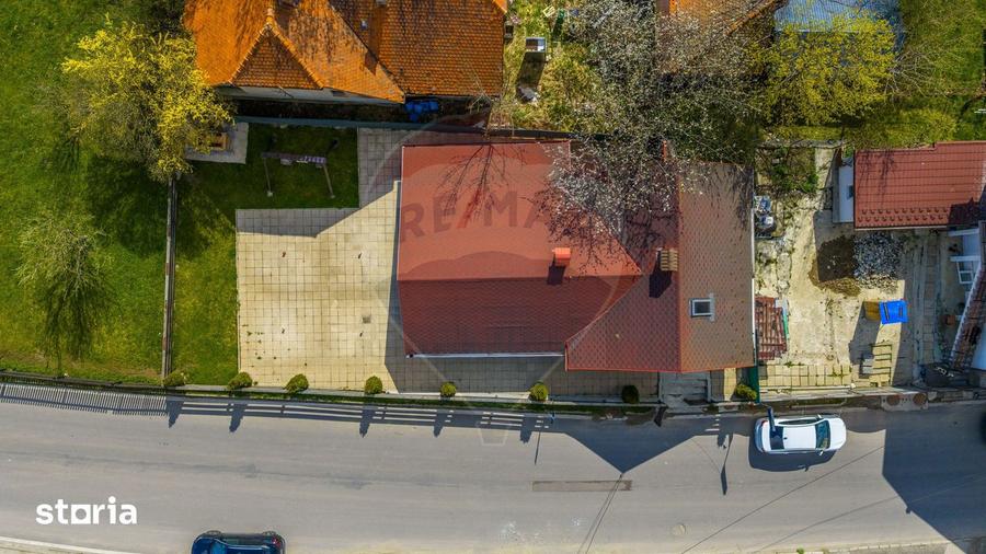Spațiu comercial, de 98 mp, în Bran