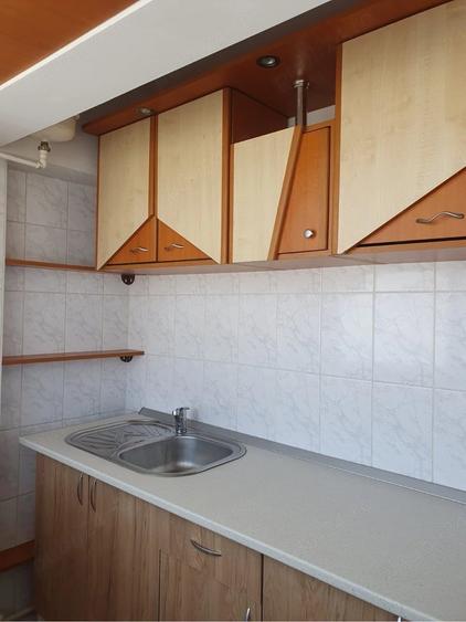 Apartament cu 2 camere nedecomandat în Central
