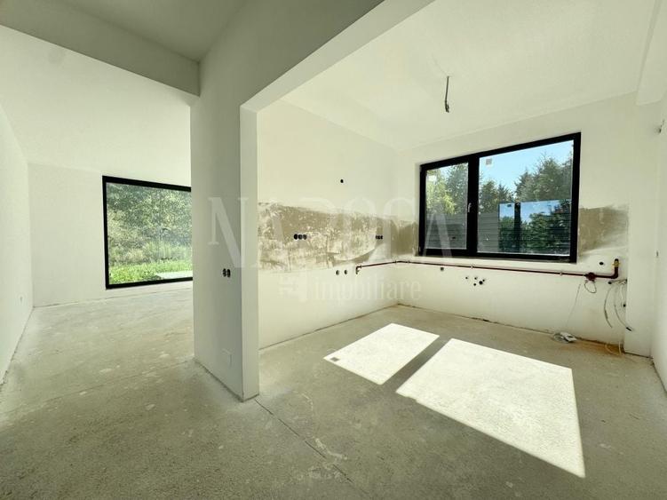 Duplex cu 5 camere cu Canalizare în Mănăștur