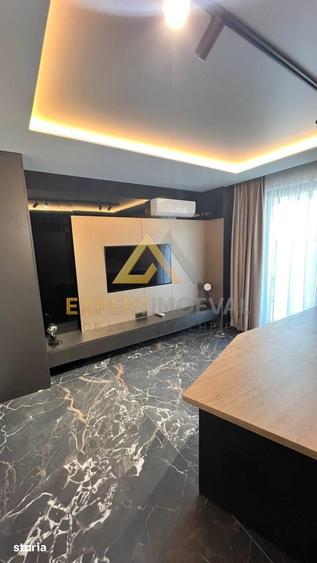 Apartament cu 3 camere în Traian