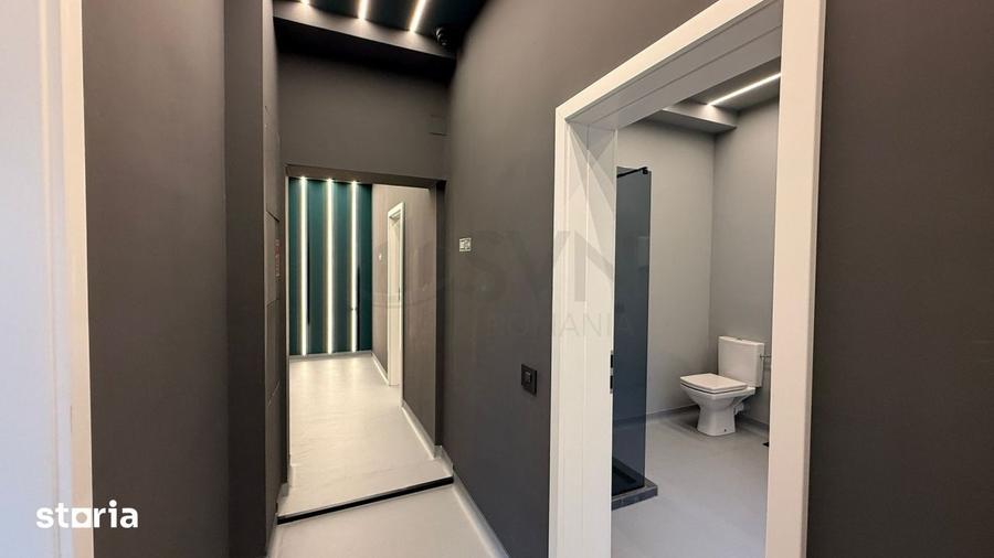 Casă cu 7 camere cu Teren 150 Mp în Aviatorilor