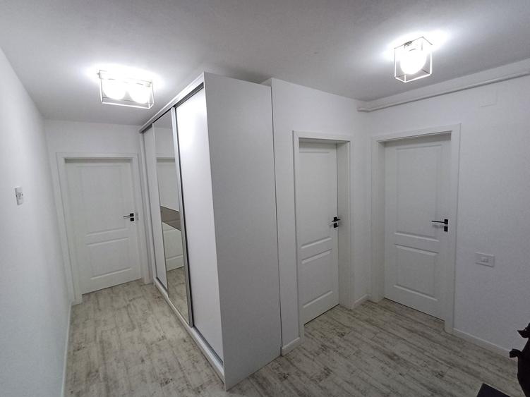 Apartament cu 2 camere decomandat în Primăverii
