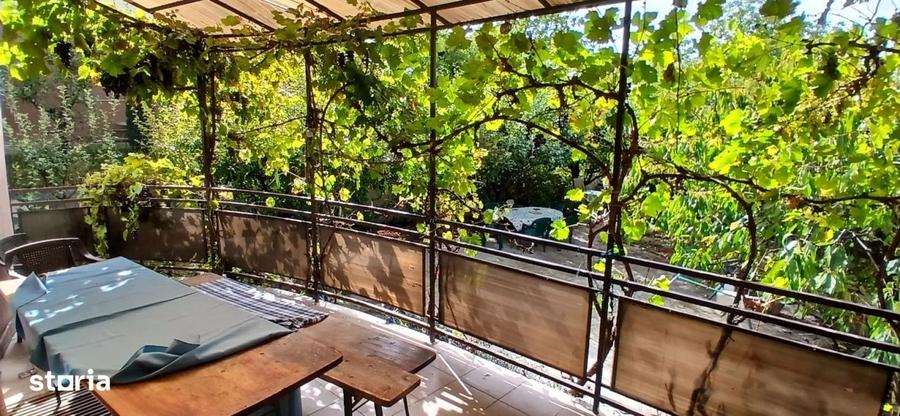 Casă cu 4 camere cu Canalizare în Gruia