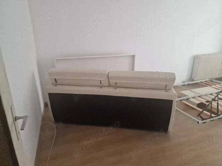 Apartament cu 3 camere decomandat în Precista