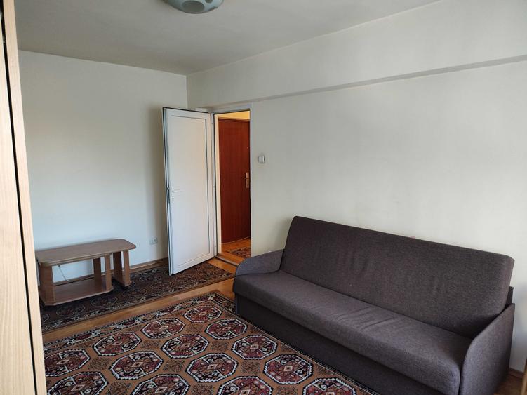 Apartament cu 2 camere decomandat în Mărăști
