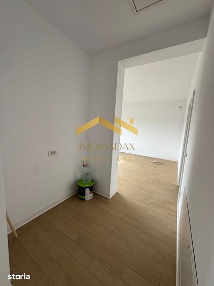 Casă cu 4 camere cu Teren 400 Mp în Sânmihaiu Român