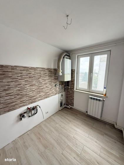 Apartament cu 2 camere decomandat în Orizont