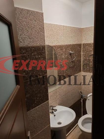 Apartament cu 3 camere decomandat în Dristor