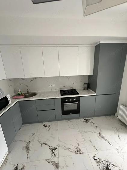 Garsonieră decomandată în Județean