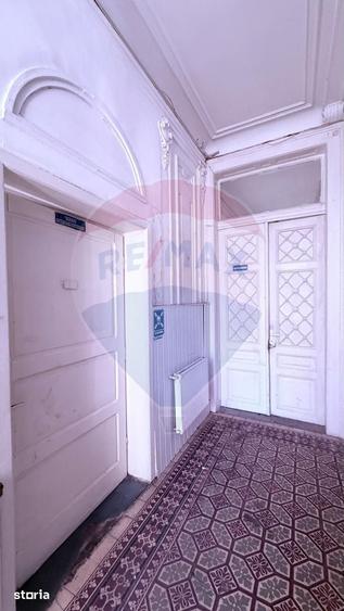 Casă cu Teren 820 Mp în Centrul Istoric