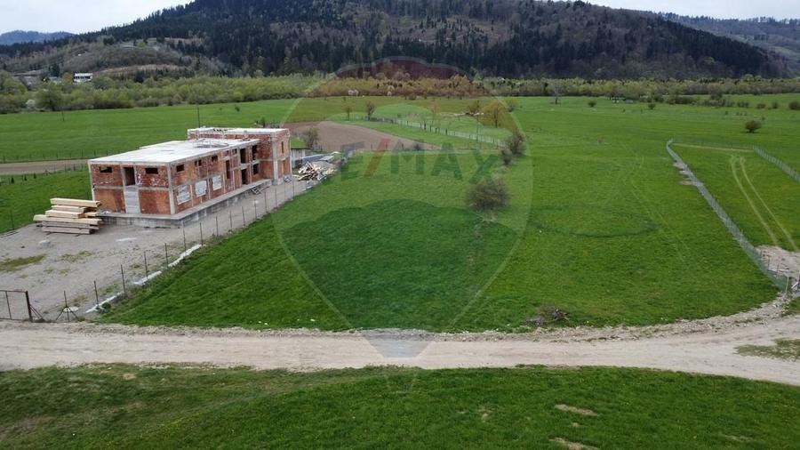 Teren agricol extravilan de 3157 mp, în Exterior Est