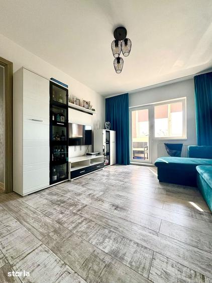 Apartament cu 3 camere semidecomandat în Dâmbovița