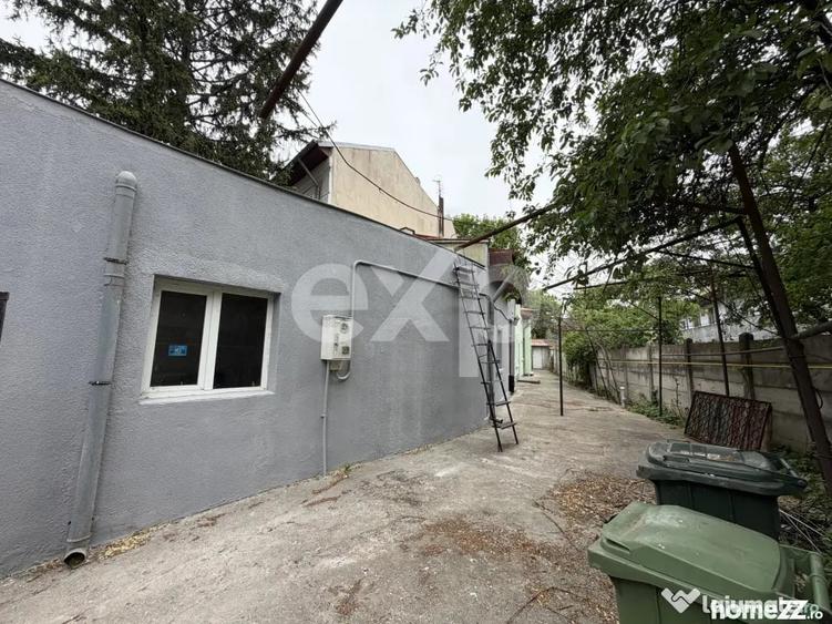 Casă cu 6 camere cu Teren 306 Mp în Central