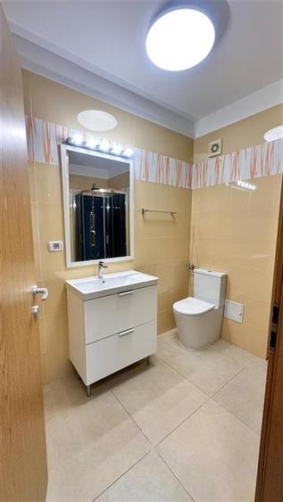 Apartament cu 2 camere decomandat în Astra