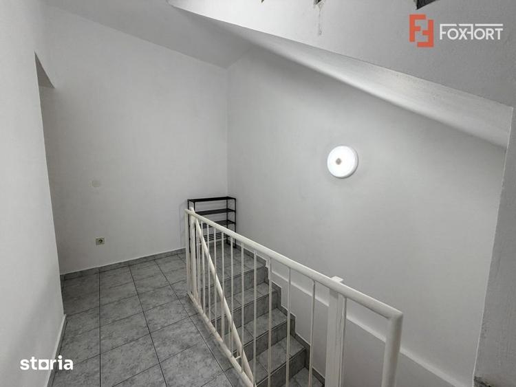 Casă cu 5 camere cu Teren 40 Mp în Elisabetin