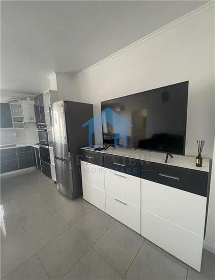 Apartament cu 2 camere decomandat în Gară