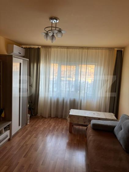 Apartament cu 3 camere decomandat, mobilat în Exterior Nord — fotografia 3