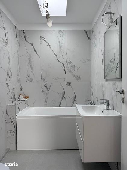 Casă cu 5 camere cu Teren 370 Mp în Central