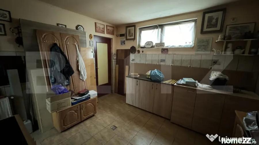 Casa de vanzare in Unirea, la strada principala, 180 mp - 3