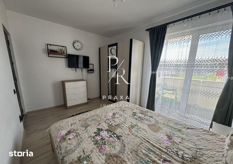 Apartament cu 3 camere semidecomandat în Florești