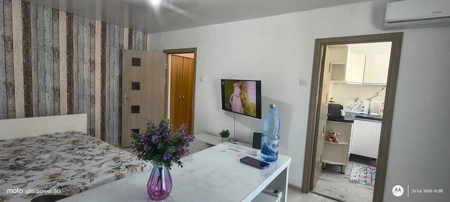 Garsonieră decomandată în Drăguțești