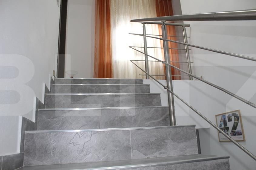 Casă individuală cu 4 camere cu Canalizare în Ciucului