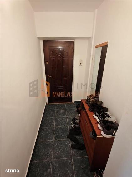 Apartament cu 4 camere decomandat, mobilat în Unirii Sud