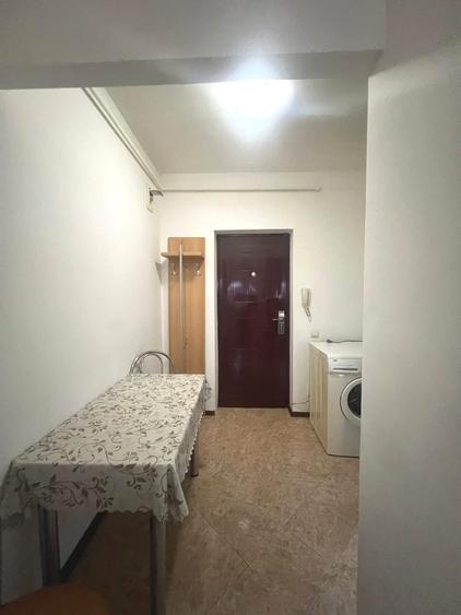 Garsonieră decomandată, mobilată în Dumbrava 2