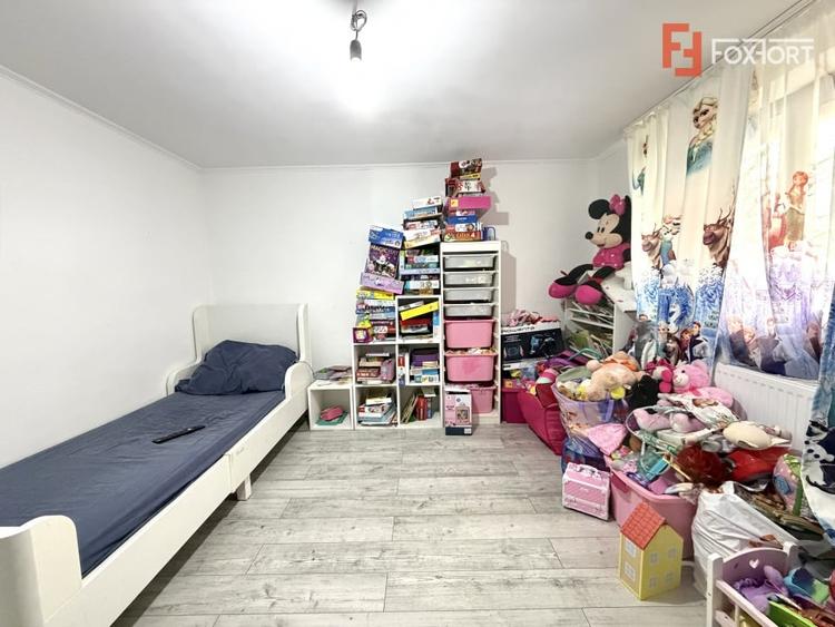 Duplex cu 5 camere cu Garaj în Sânandrei